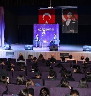 Şahinkaya'dan Girişimcilik Zirvesi'ne