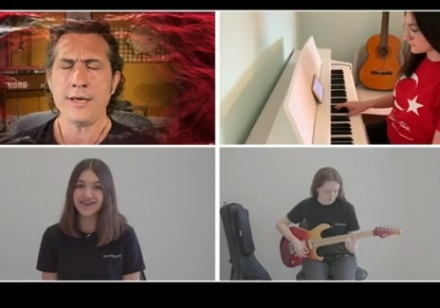 Kıraç ve Orkestra Şahinkaya’dan 19 Mayıs Marşı